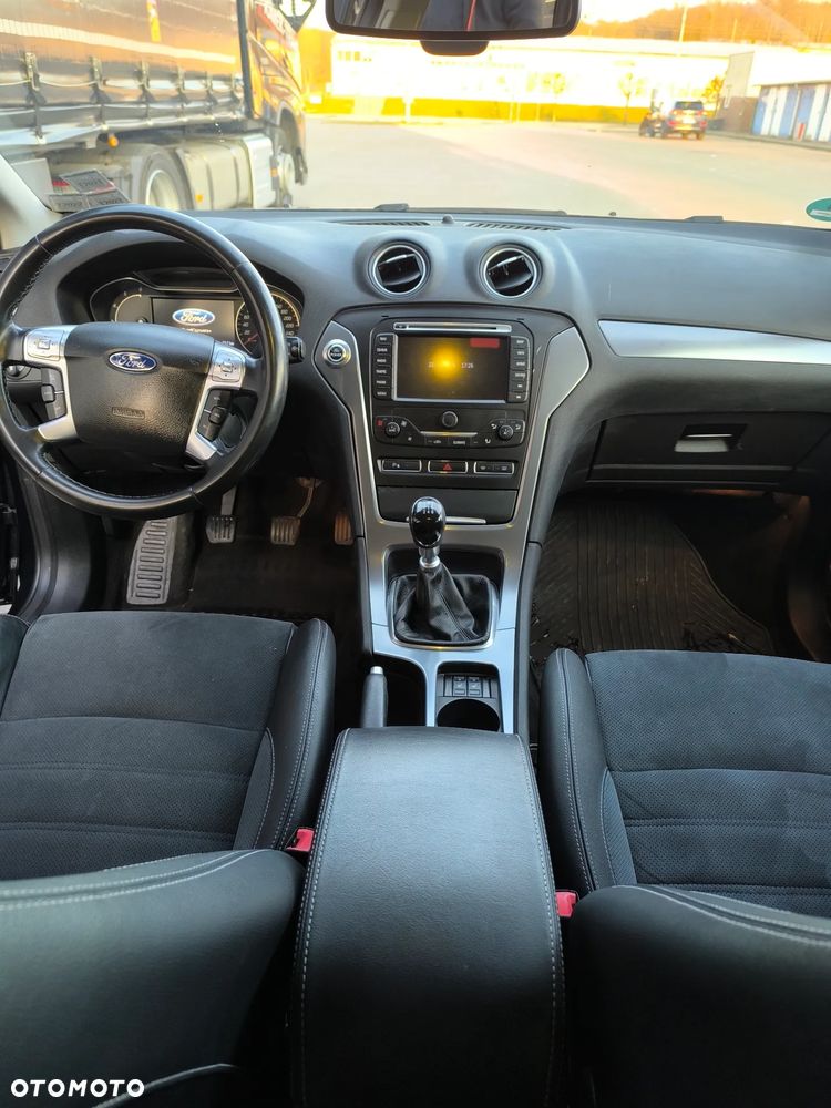 Ford Mondeo 2.0 TDCi Titanium S - 12