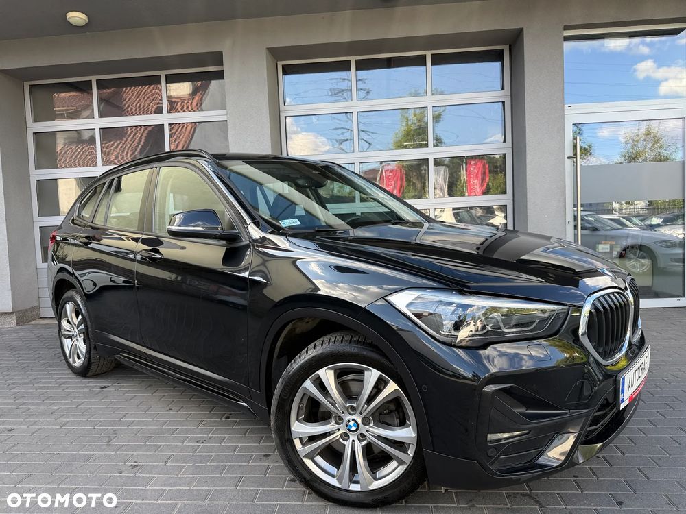 BMW X1 sDrive18i Sport Line - 20