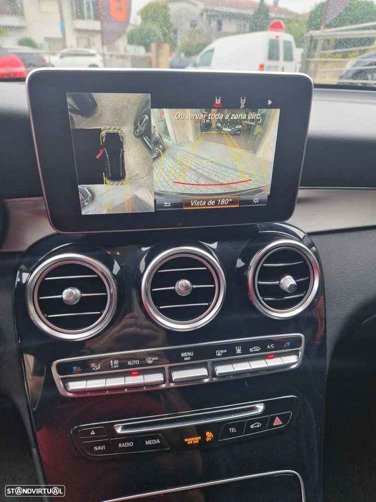 Mercedes-Benz GLC 250 d 4Matic 9G-TRONIC AMG Line - 22