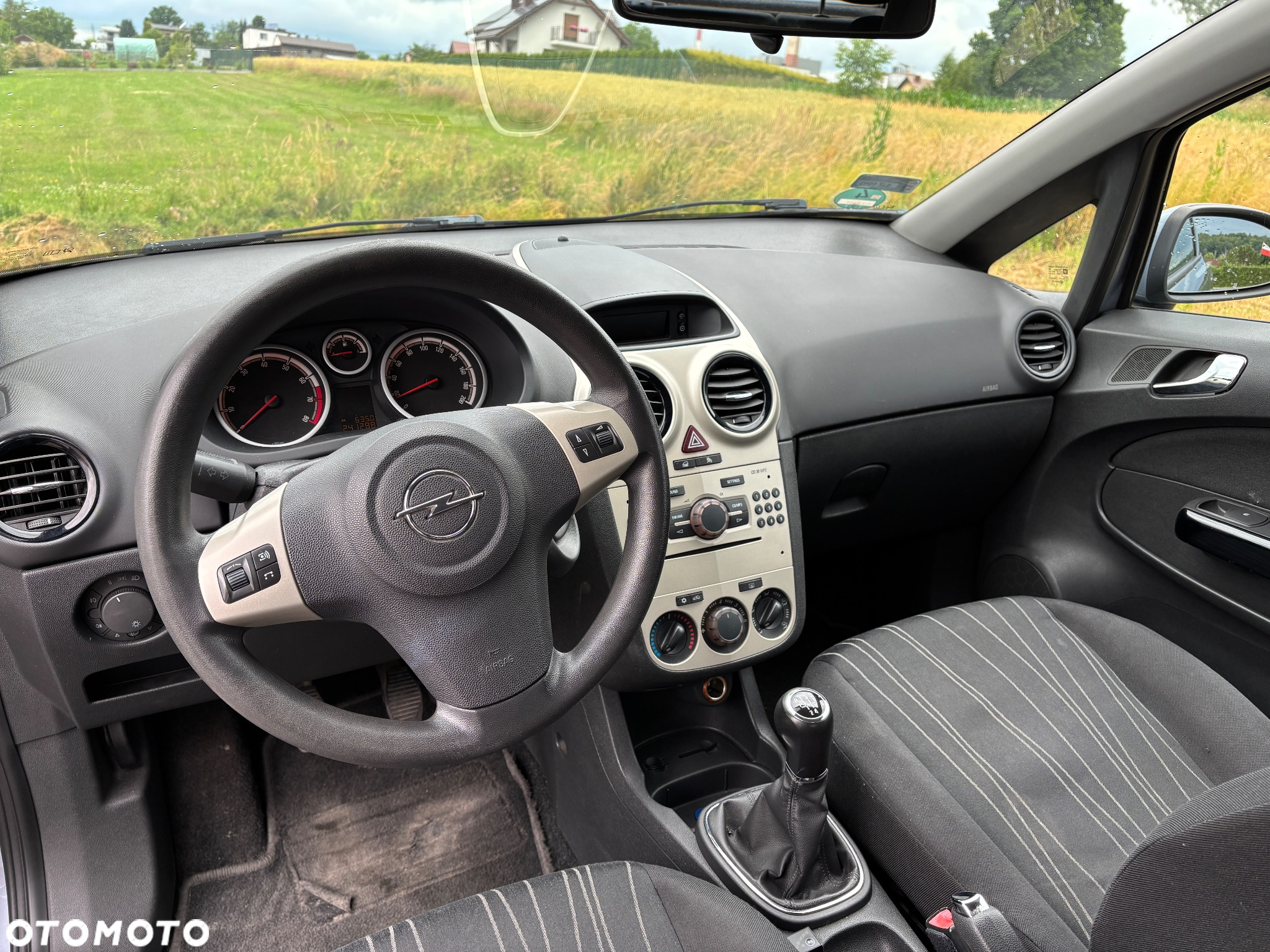 Opel Corsa 1.2 16V - 18