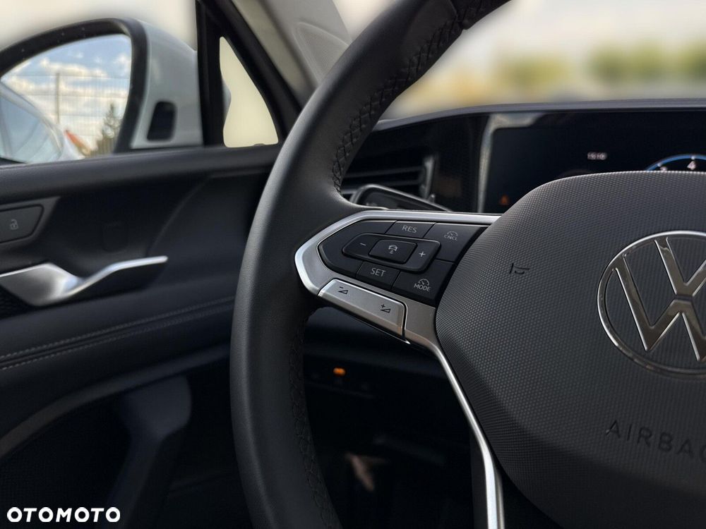 Volkswagen Tiguan - 14