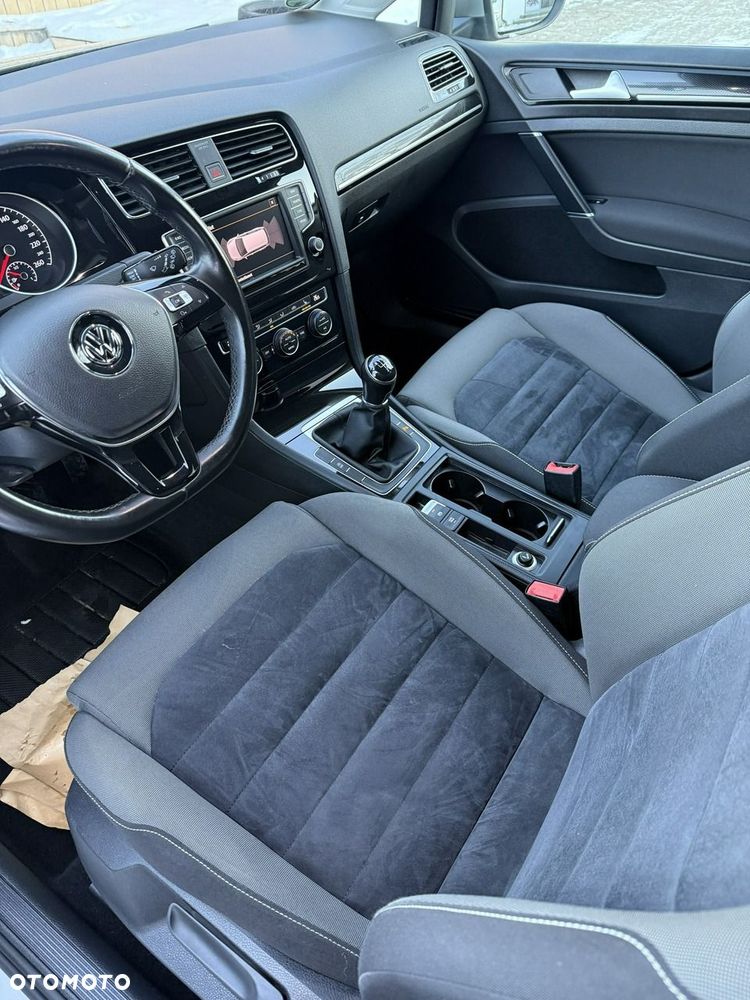 Volkswagen Golf - 7