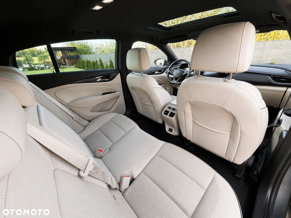 Opel Insignia 2.0 Direct Inj Trb 4x4 Ultimate Exclusive - 16
