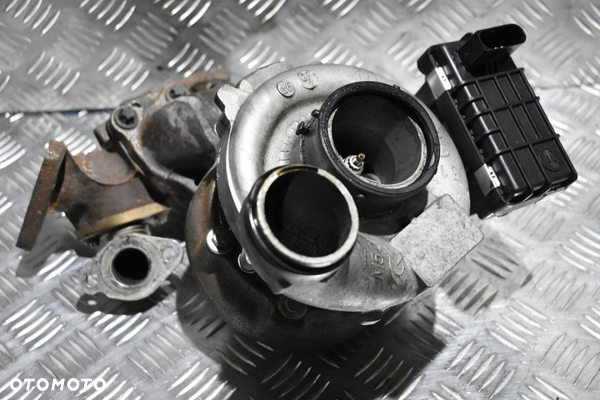 Mercedes 3.0 CDI V6 Turbo turbina turbosprężarka sterownik 6420901480
