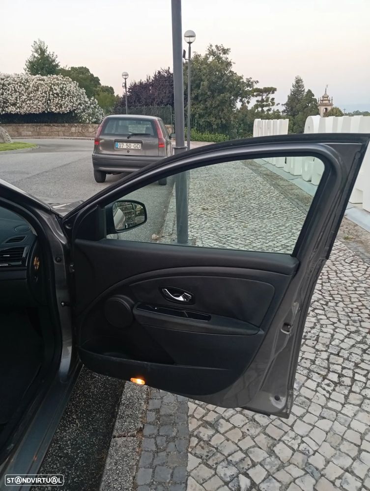 Renault Mégane Sport Tourer 1.5 dCi Dynamique S - 15