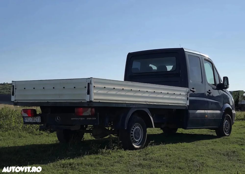 Mercedes-Benz Sprinter - 13