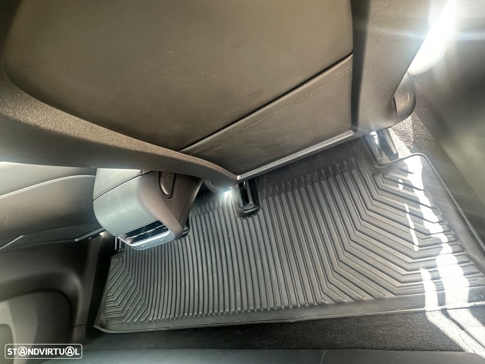 Tesla Model 3 Standard Range Plus RWD - 6