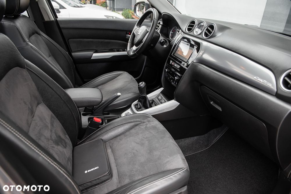 Suzuki Vitara 1.6 (4x4) Allgrip Comfort+ - 29