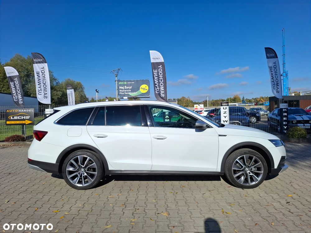 Skoda Octavia 2.0 TDI DSG 4x4 Scout - 40
