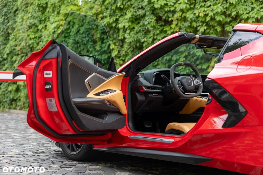 Chevrolet Corvette - 15