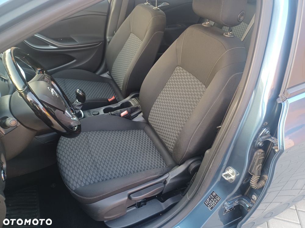Opel Astra - 8