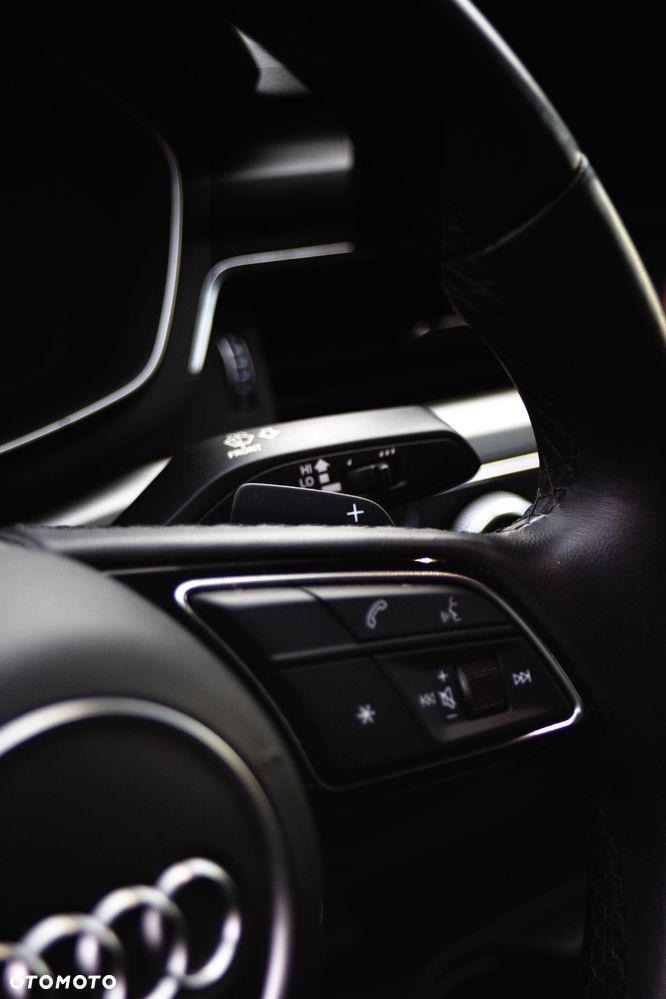 Audi A4 Limousine 35 TFSI mHEV S Line S tronic - 13