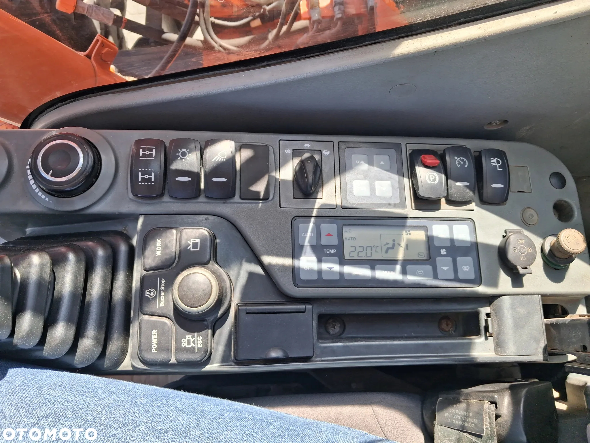 Doosan DX 140 W - 3 - 14