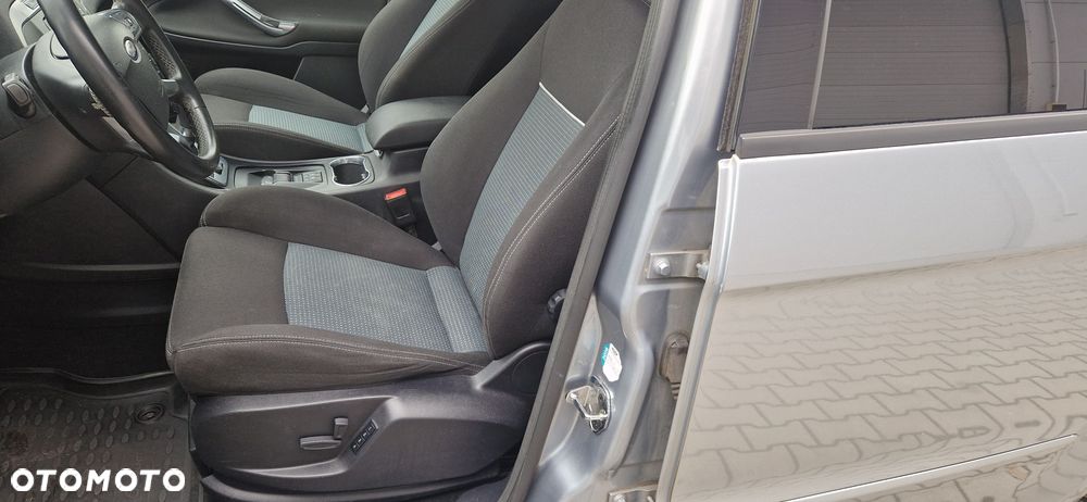 Ford S-Max 2.0 TDCi DPF Titanium - 6