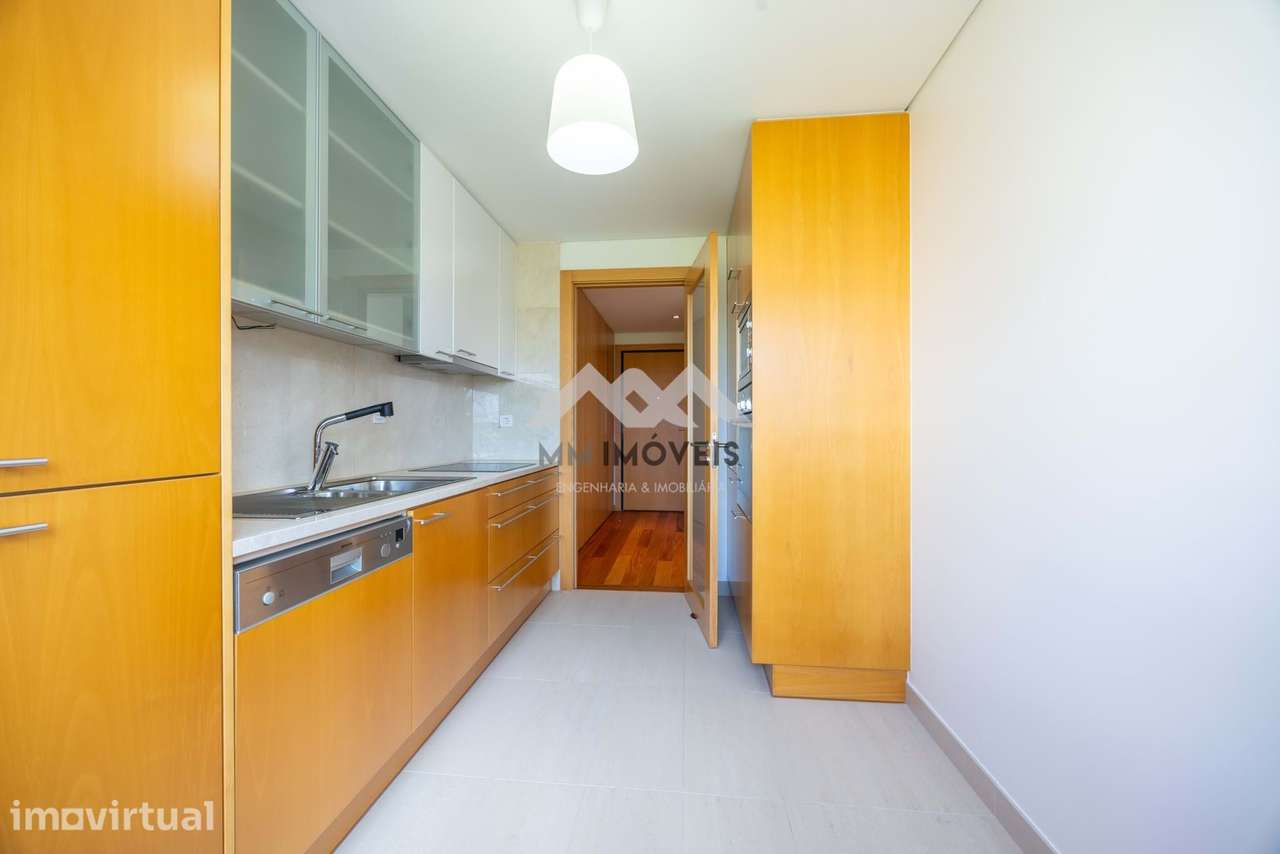 Apartamento T1 | Quinta Cravel | Garagem - Grande imagem: 4/27