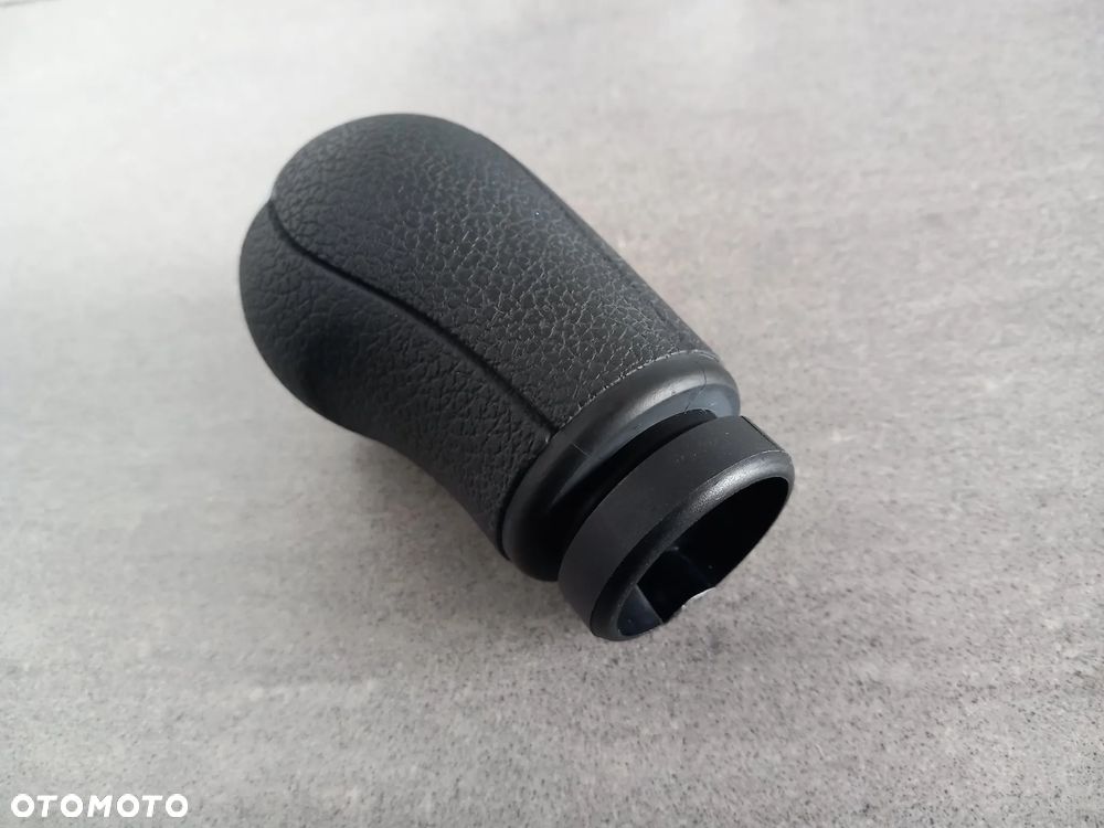 Gałka dźwigni zmiany biegów plastikowa - 5 biegów manual Ford Focus 2001-2008/ Fusion 2001-2012 1341487 - 6