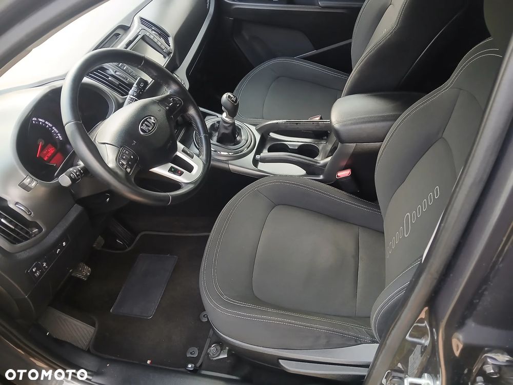 Kia Sportage 1.7 CRDI 2WD ISG Dream-Team Edition - 11