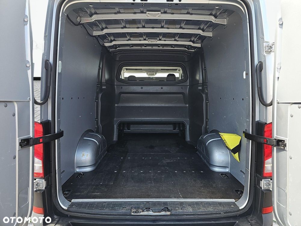 Volkswagen Crafter - 31
