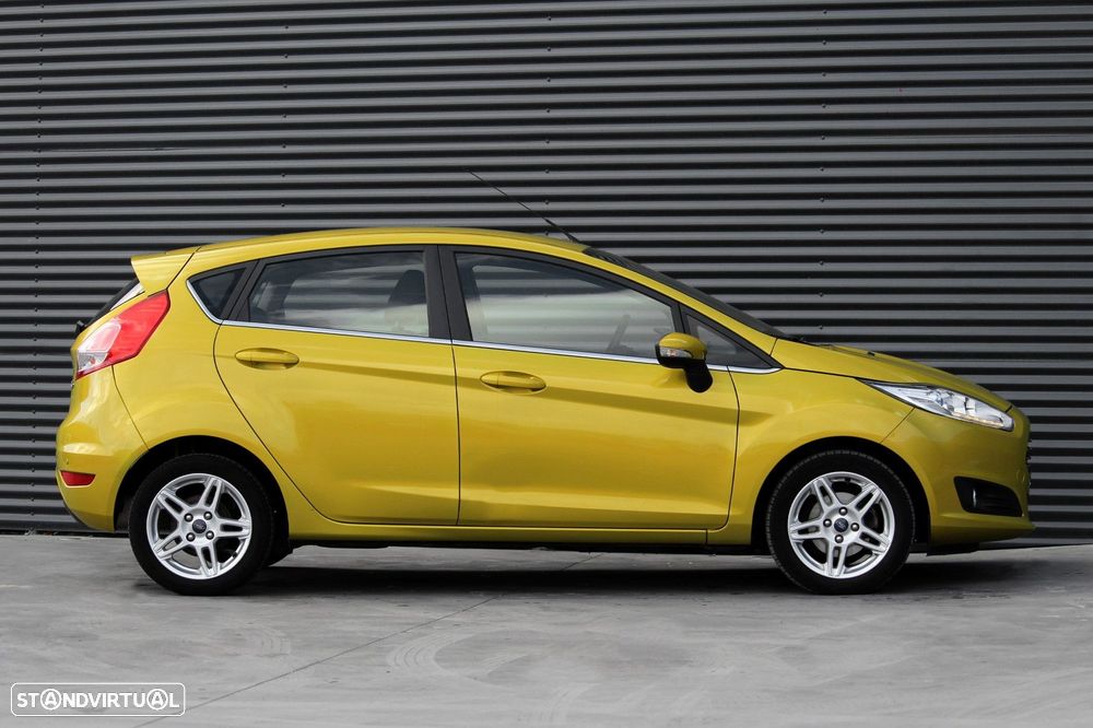 Ford Fiesta 1.0 EcoBoost Titanium - 6