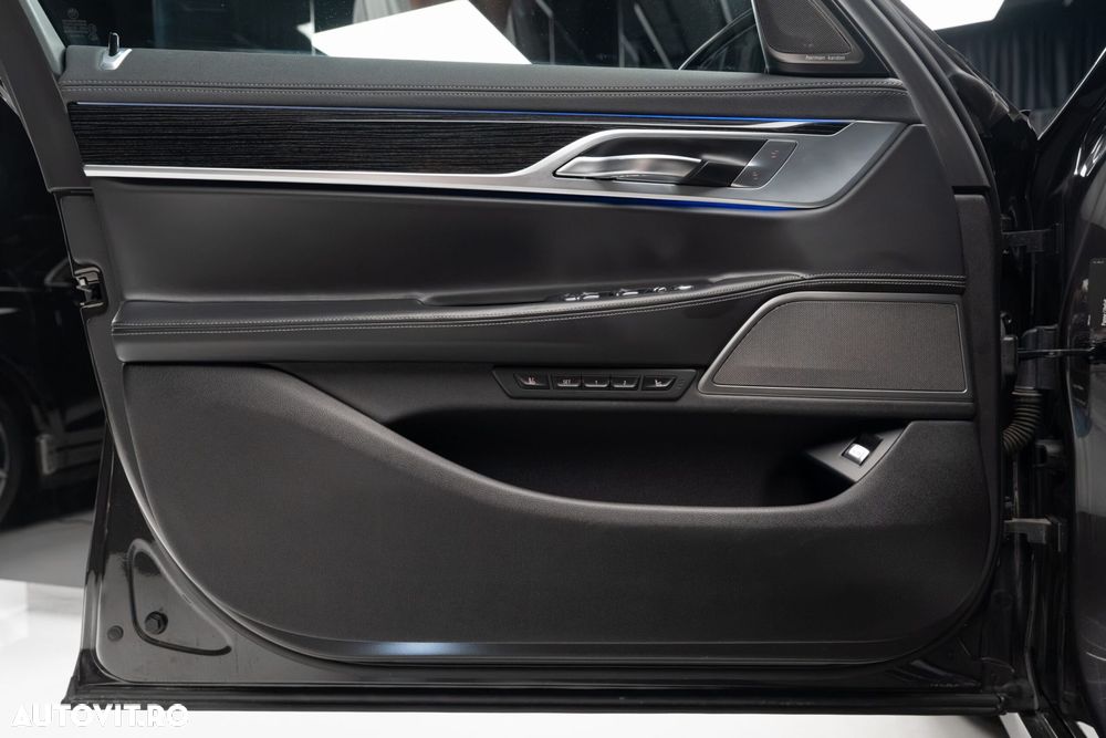 BMW Seria 7 740d xDrive - 11