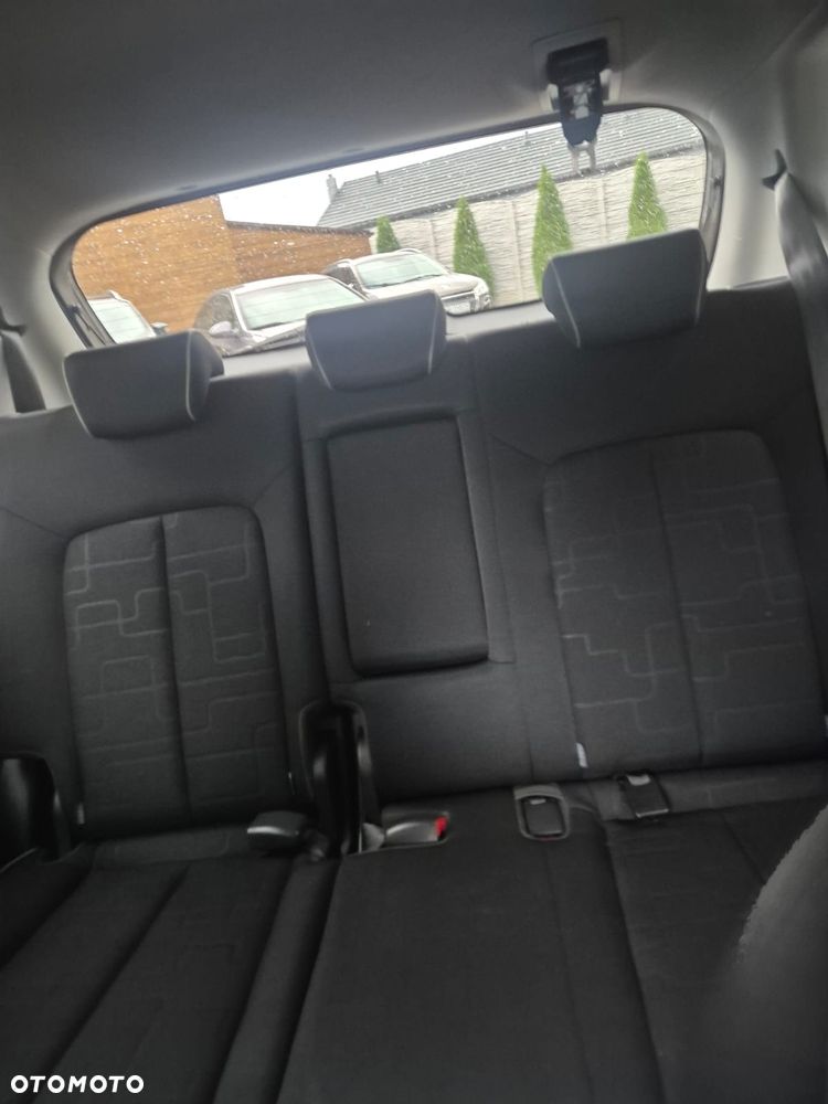 Kia Venga - 16