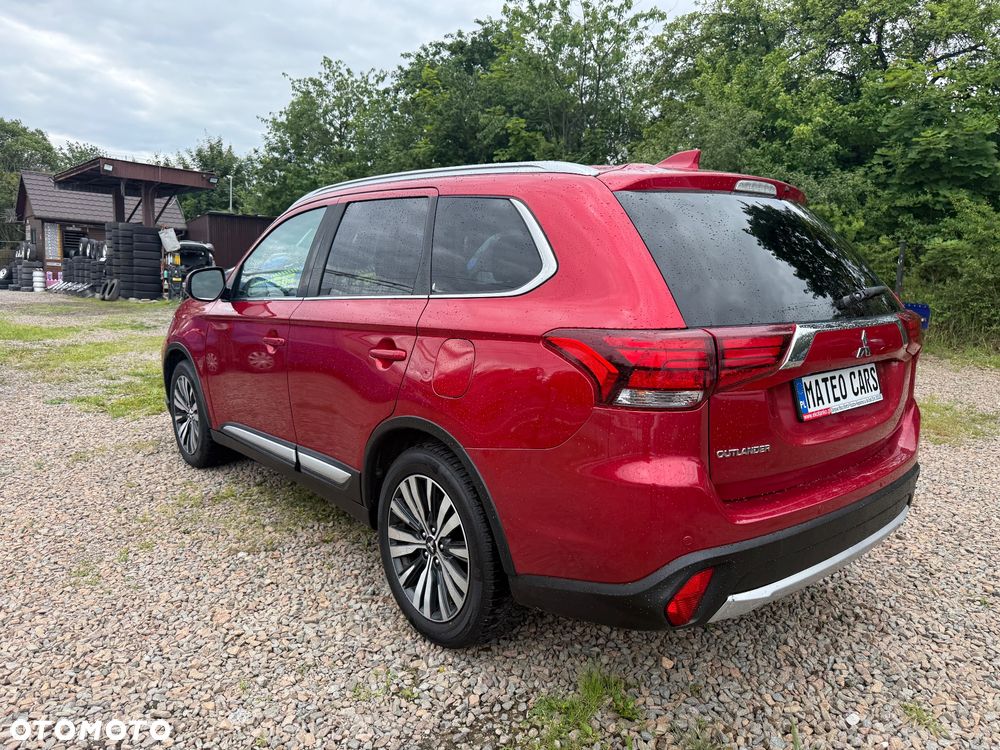 Mitsubishi Outlander 2.0 Intense + Navi 4WD CVT - 15