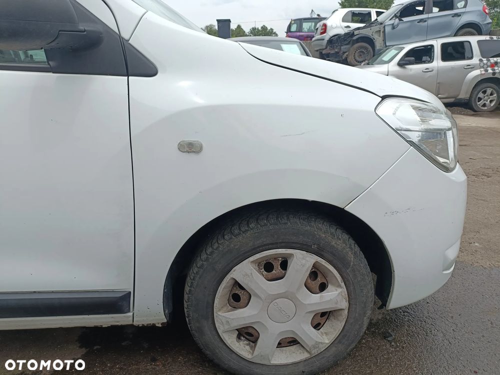 DACIA DOKKER 12-17 2013 r. 0389 błotnik prawy przód PP biały * - 2