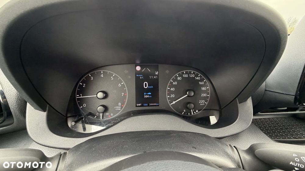 Toyota Yaris 1.5 Comfort - 10