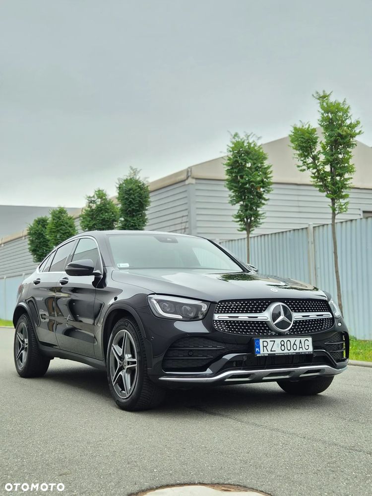 Mercedes-Benz GLC 200 4Matic 9G-TRONIC AMG Line Plus - 1
