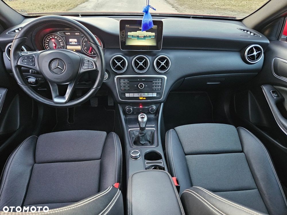 Mercedes-Benz Klasa A 180 (BlueEFFICIENCY) Urban - 12