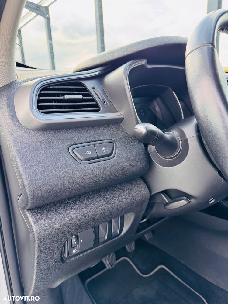 Renault Kadjar Energy dCi 130 Business - 13