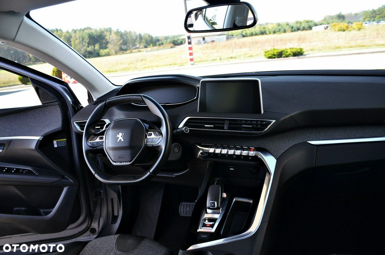 Peugeot 3008 - 24