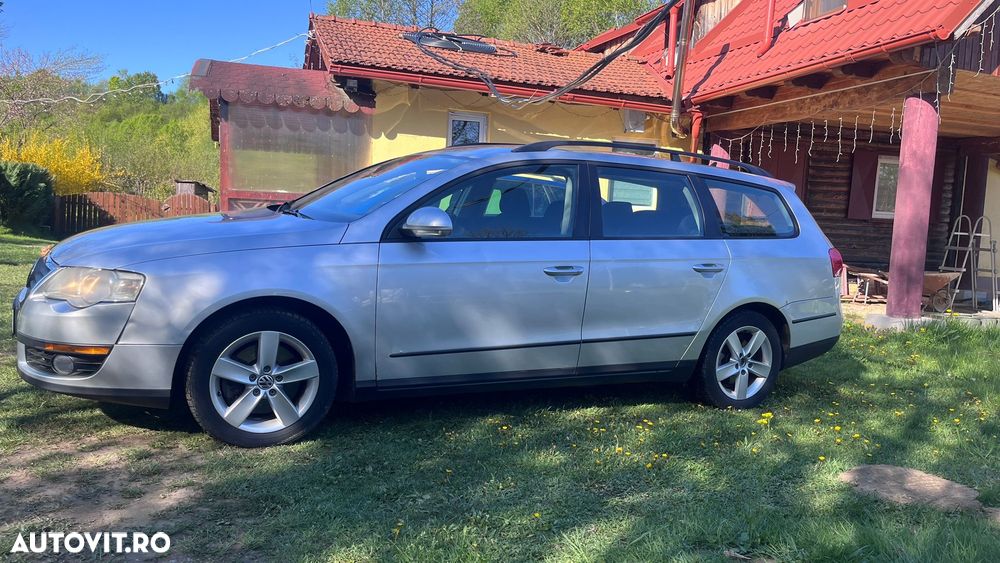 Volkswagen Passat 1.6 FSI Comfortline - 8