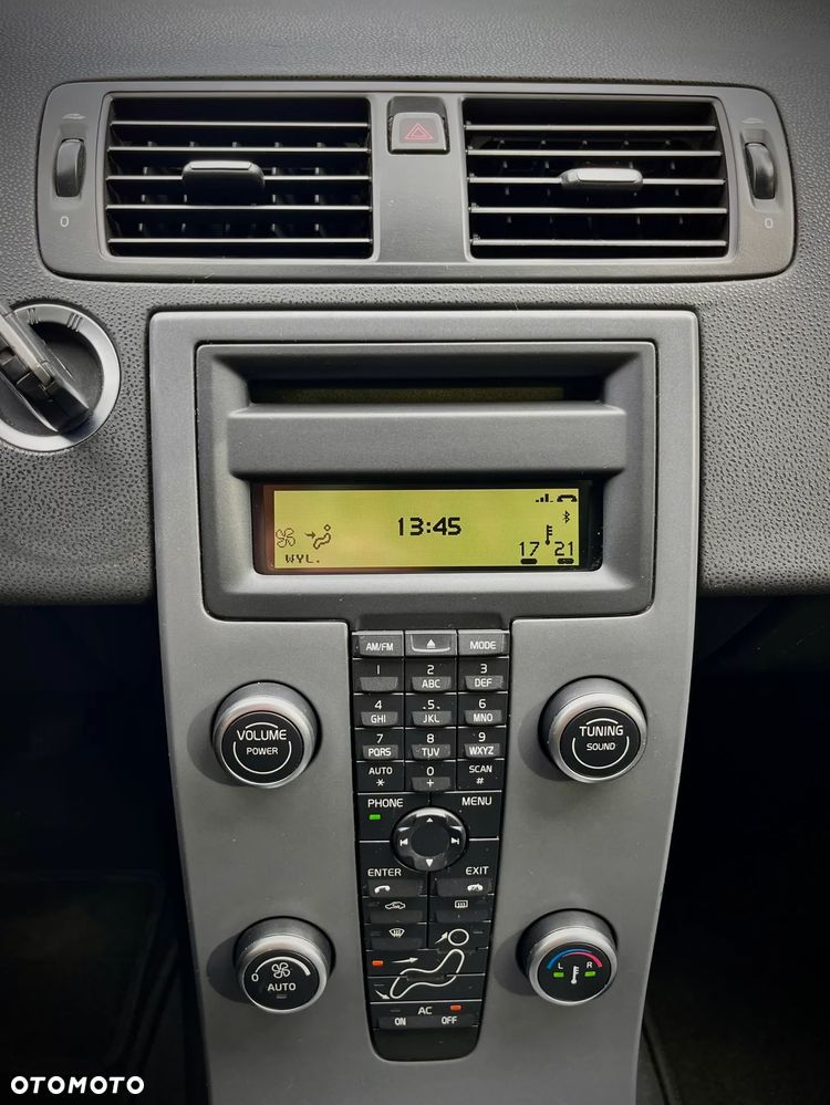 Volvo V50 - 28