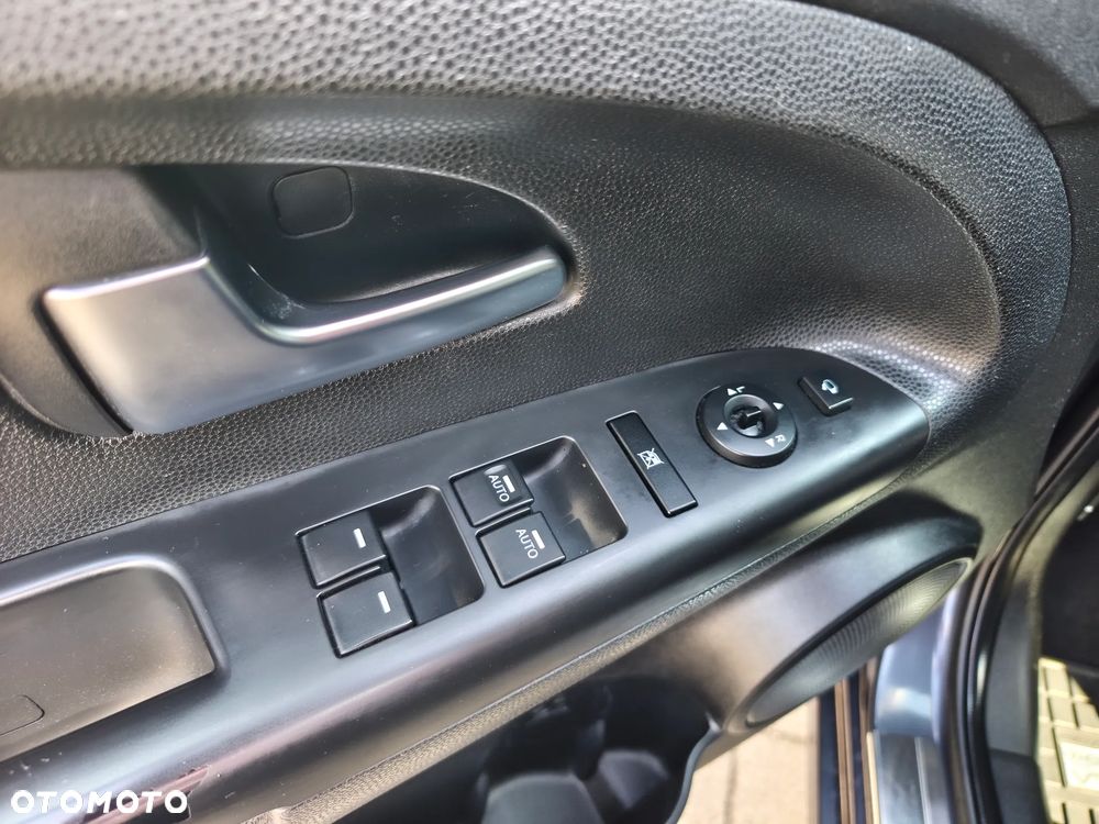 Kia Venga 1.6 Business Line - 15