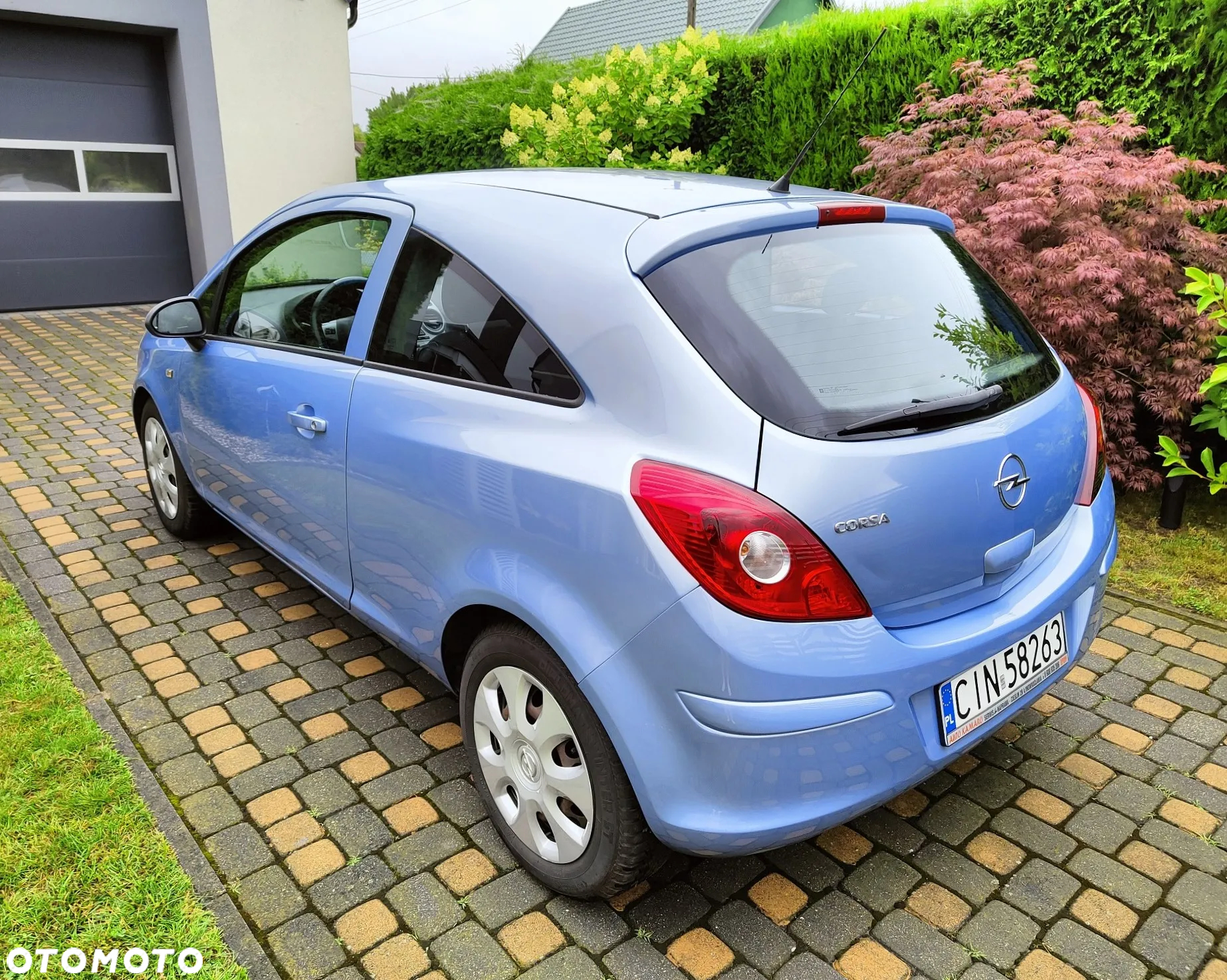 Opel Corsa 1.2 16V Enjoy - 4