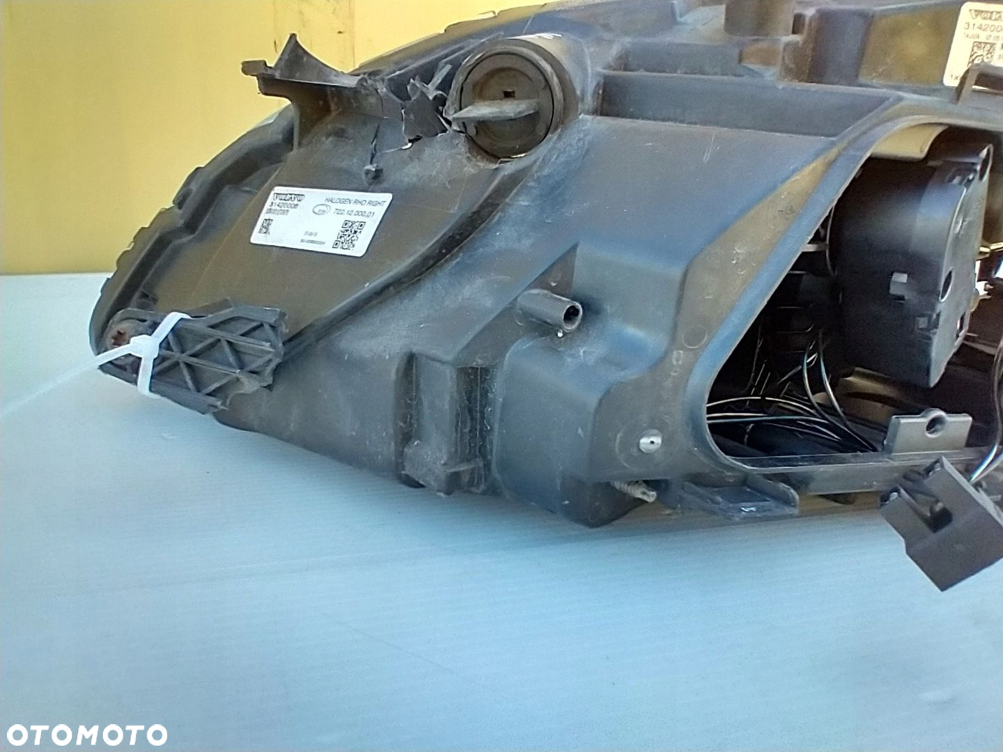 VOLVO V40 II 2 12-16r LAMPA LEWA PRZÓD PRZEDNIA 31420006 ANGLIK UK - 11