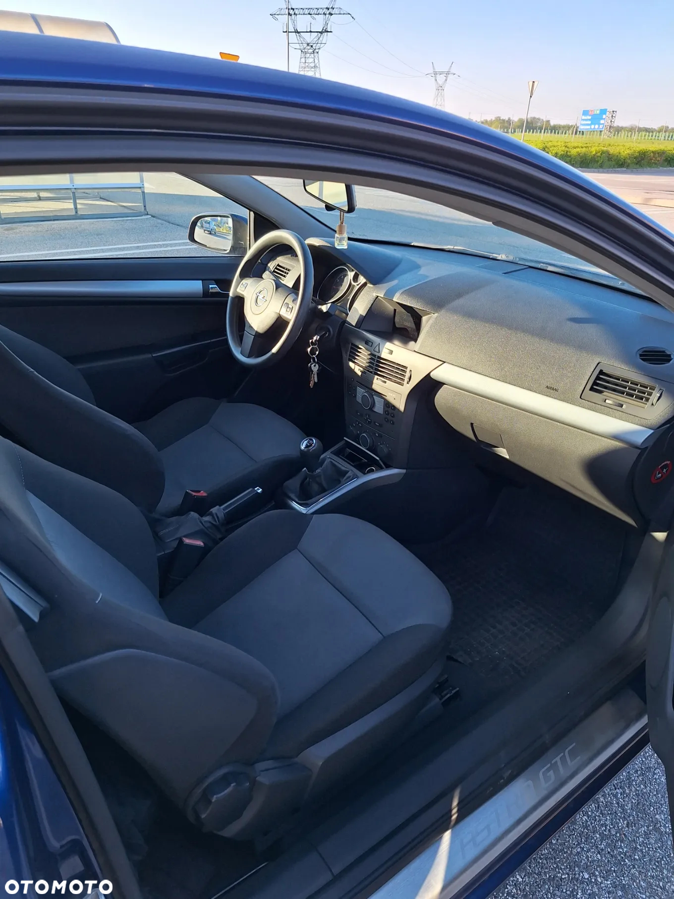 Opel Astra GTC 1.4 - 6