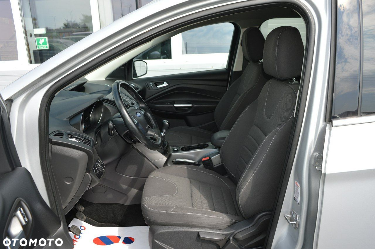 Ford Kuga - 16