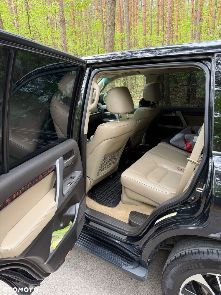 Toyota Land Cruiser LC 4.5 D-4D Prestige Platinium 7os - 23
