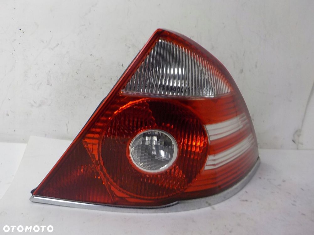 FORD MONDEO III MK3 HB SEDAN LIFT LAMPA PRAWA TYŁ TYLNA 4S71-2500-FG - 1