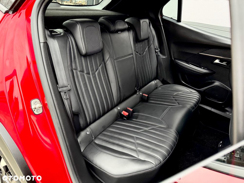 Peugeot 2008 1.5 BlueHDi Allure Pack S&S EAT8 - 32