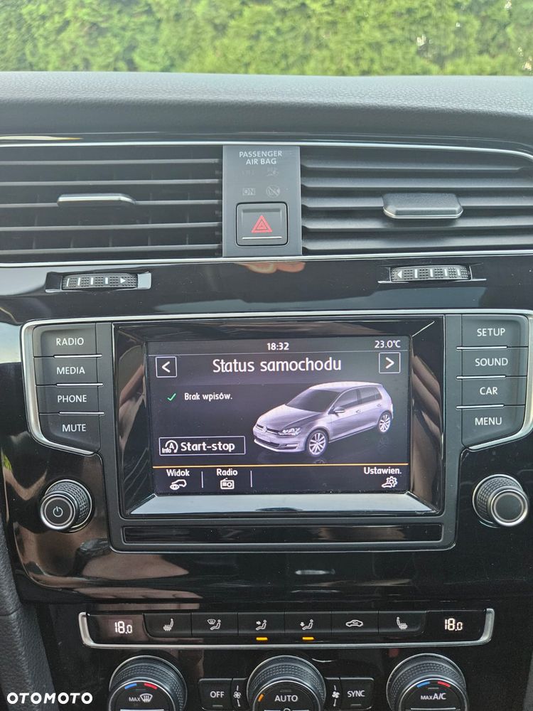 Volkswagen Golf - 19