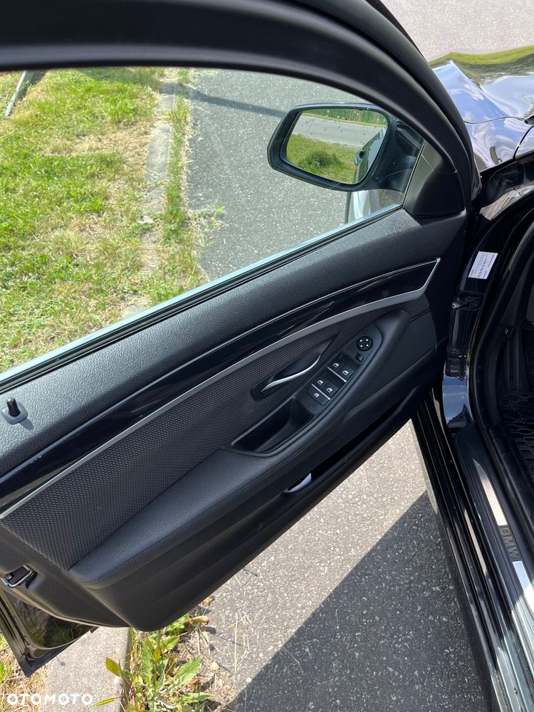 BMW Seria 5 518d Luxury Line - 9