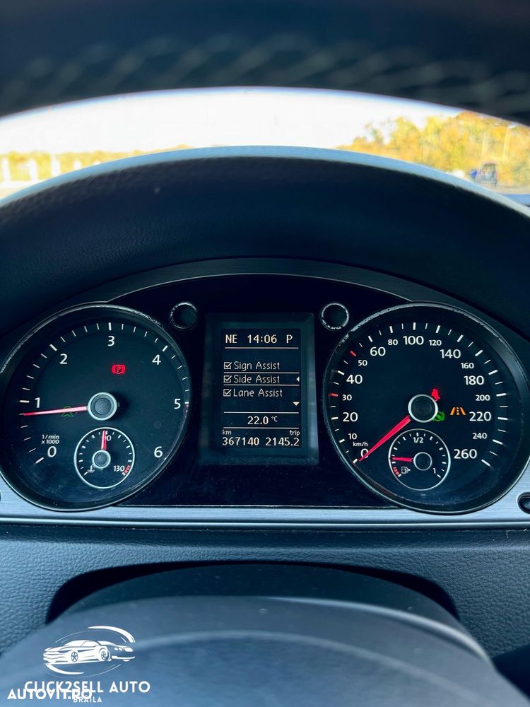 Volkswagen Passat Variant 2.0 TDI Blue TDI DSG Comfortline - 9