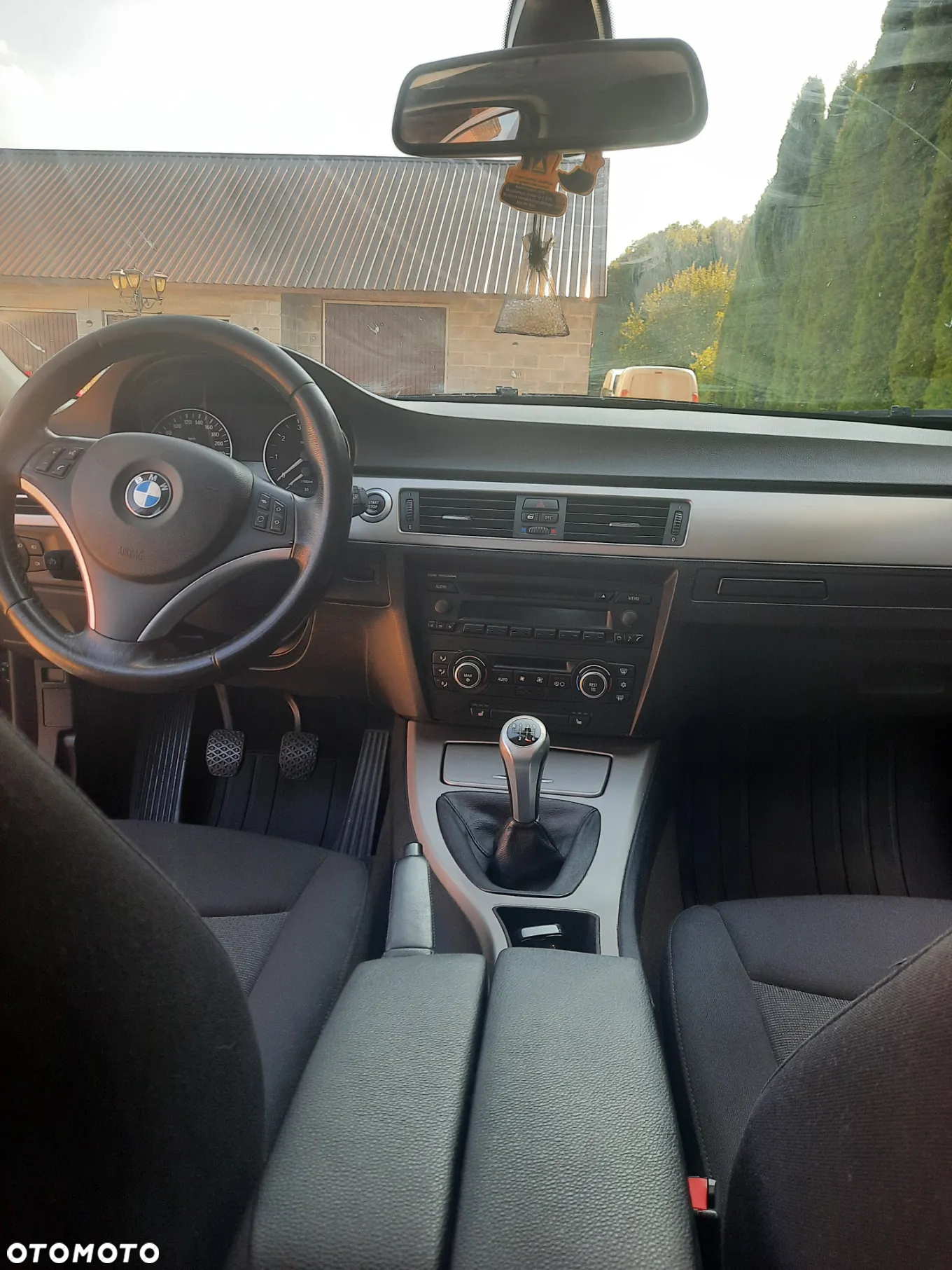 BMW Seria 3 318i - 6