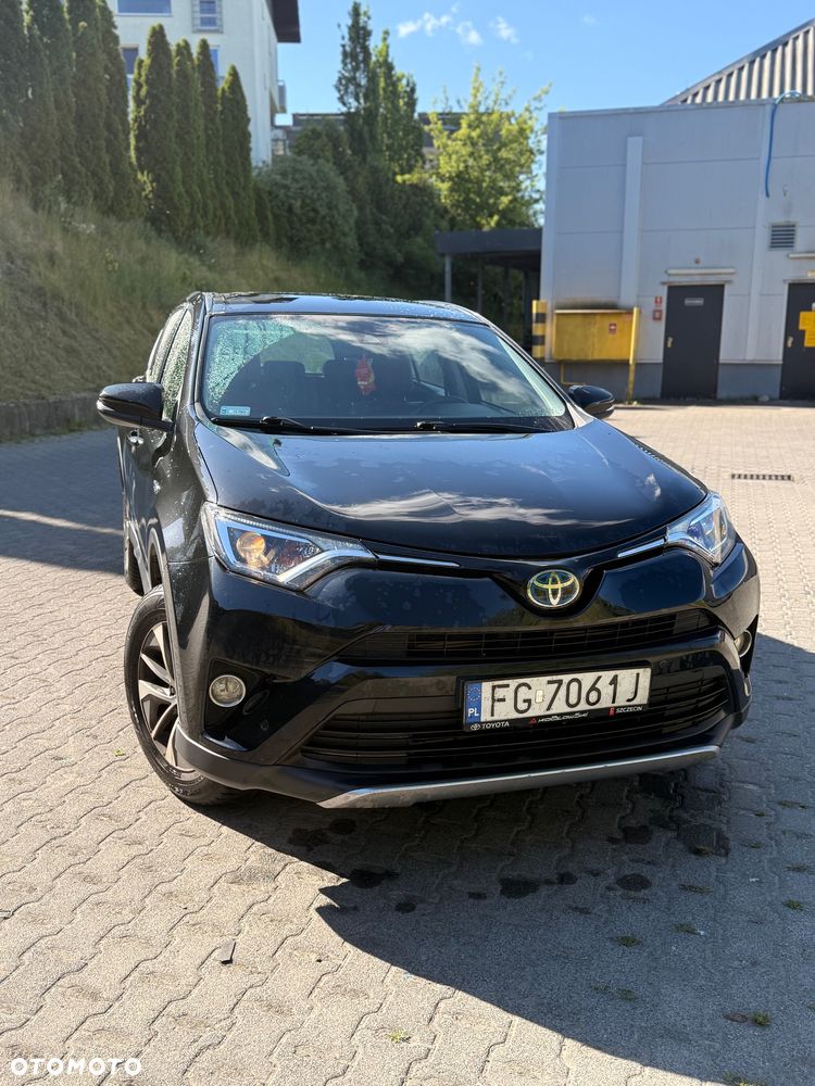 Toyota RAV4 - 7