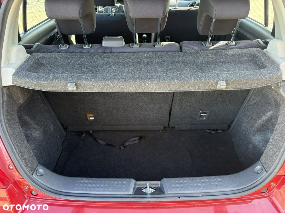 Suzuki Swift 1.3 Club dance - 11