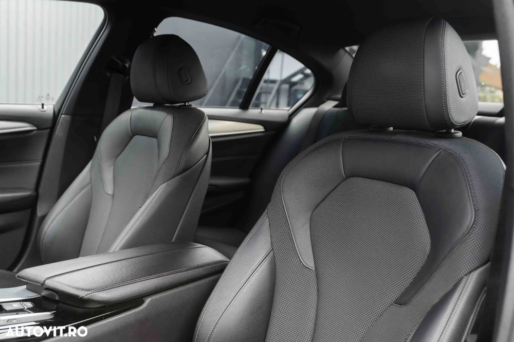 BMW Seria 5 530e xDrive Aut. M Sport Edition - 13