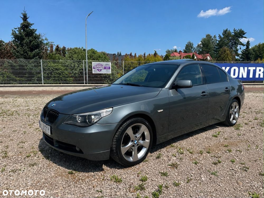 BMW Seria 5 525xi - 2